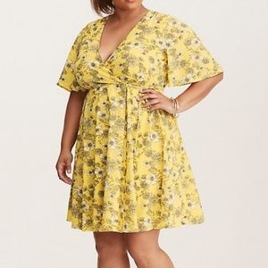 **NWOT** TORRID Floral Print Wrap Dress